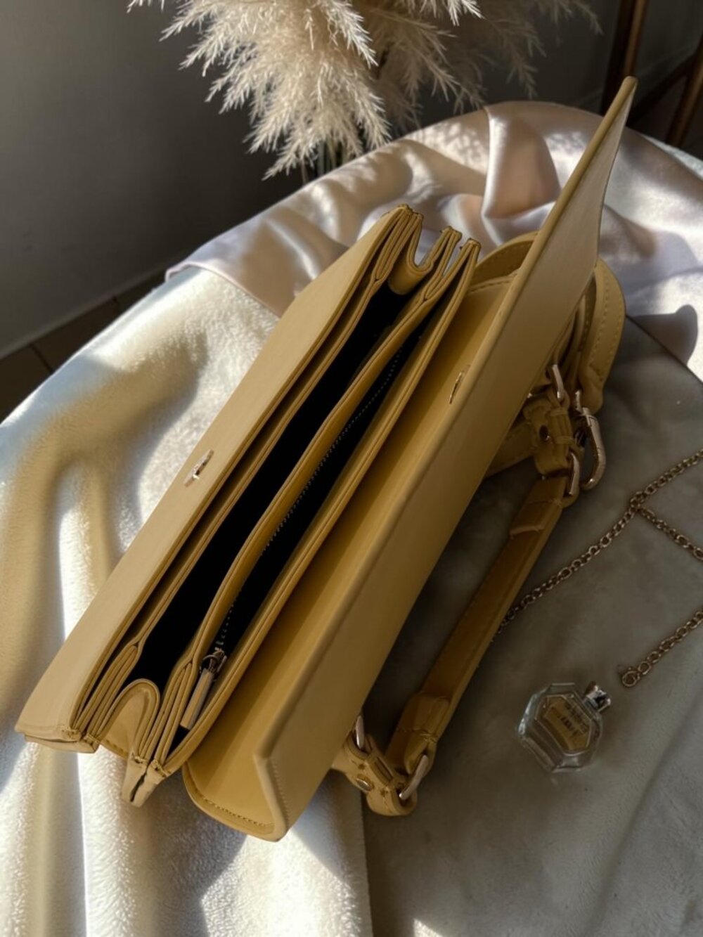 Zara Eggshell Yellow Satchel Bag Crossbody Strap OS - Picture 3 of 4